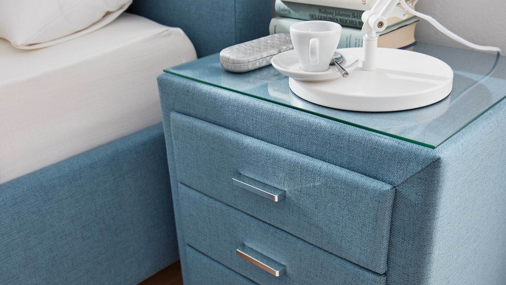 Interliving Polsterbett Serie 1411 Nachtkommode 43