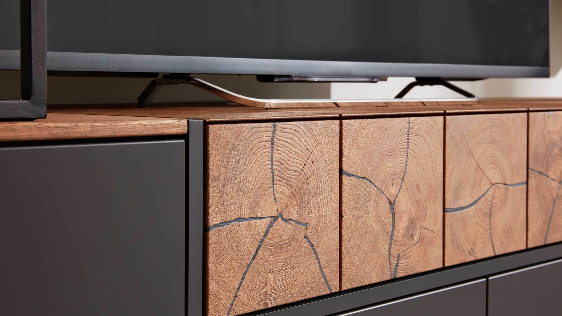 Interliving Wohnzimmer Serie 2106 – Lowboard 620802 Interliving Wohnzimmer Serie 2106 – Lowboard 620802