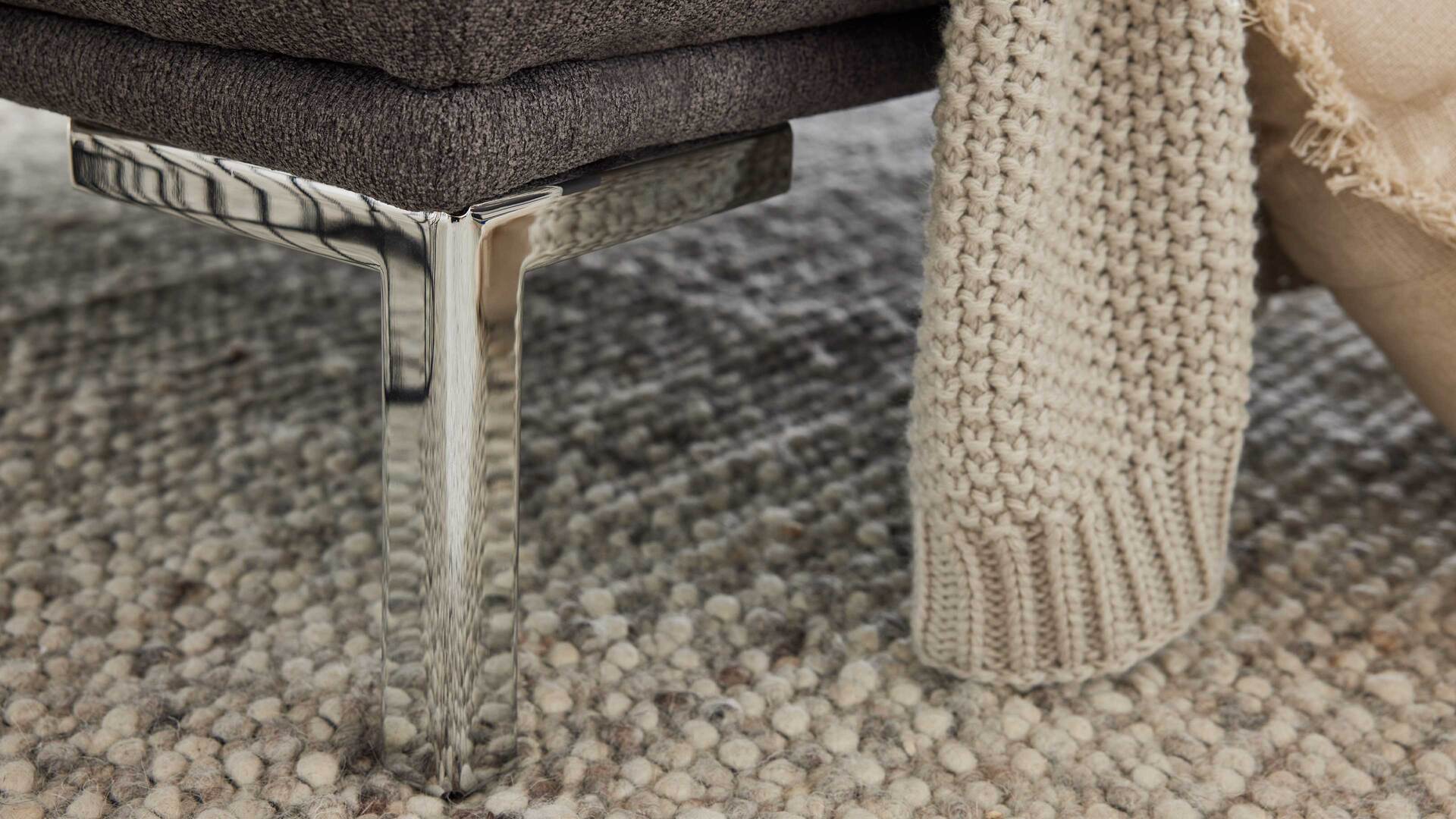 Interliving Sofa Serie 4255 – XXL-Polsterhocker