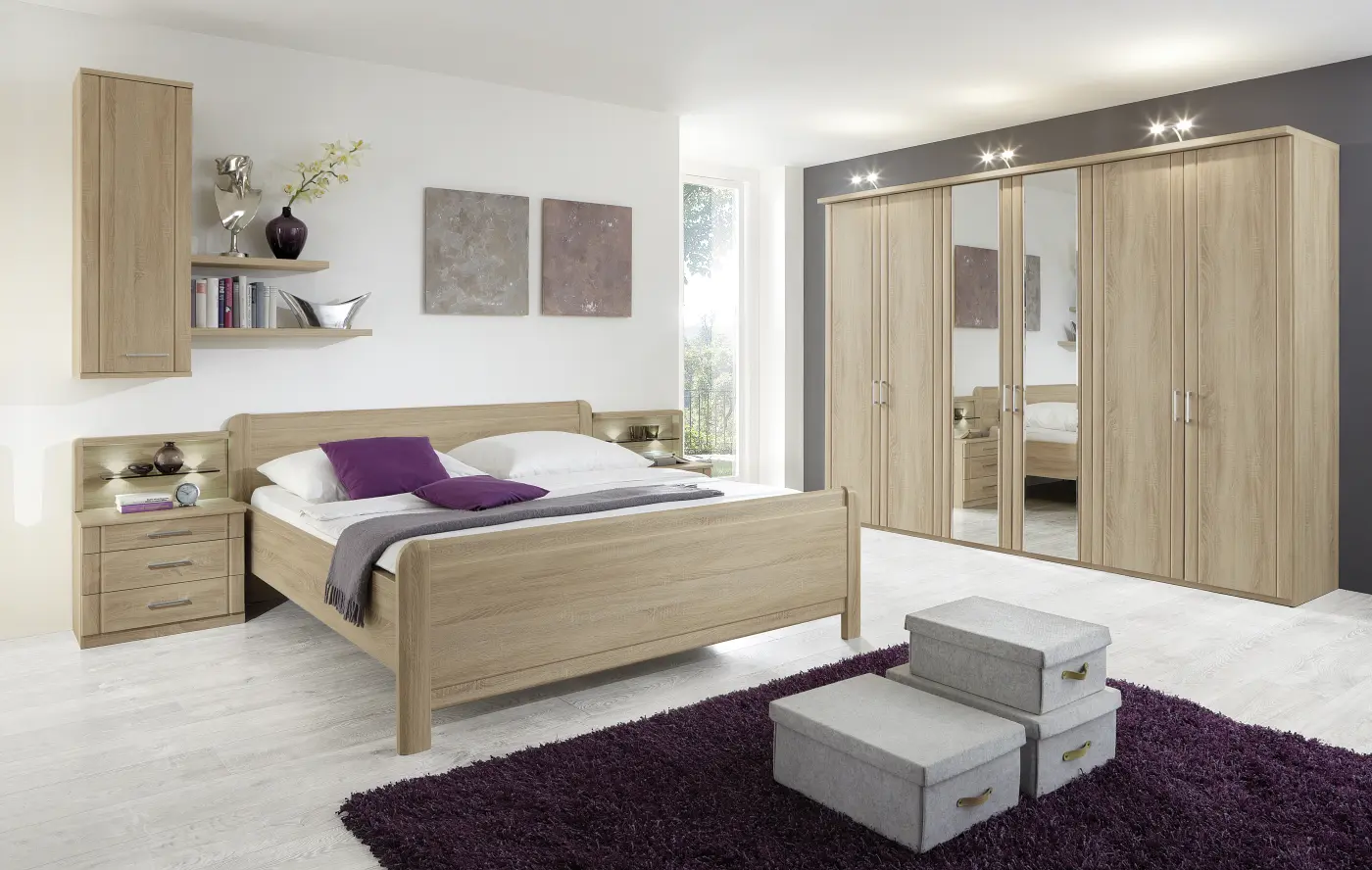Schlafzimmer inklusive 6-Türigen Kleiderschrank