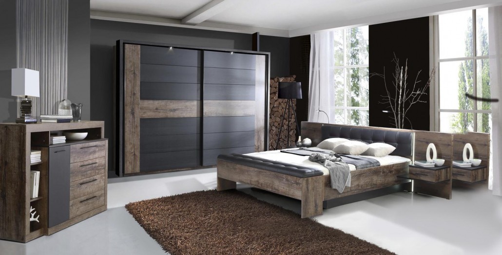 Designebtt in dunklem Design und Holzoptik