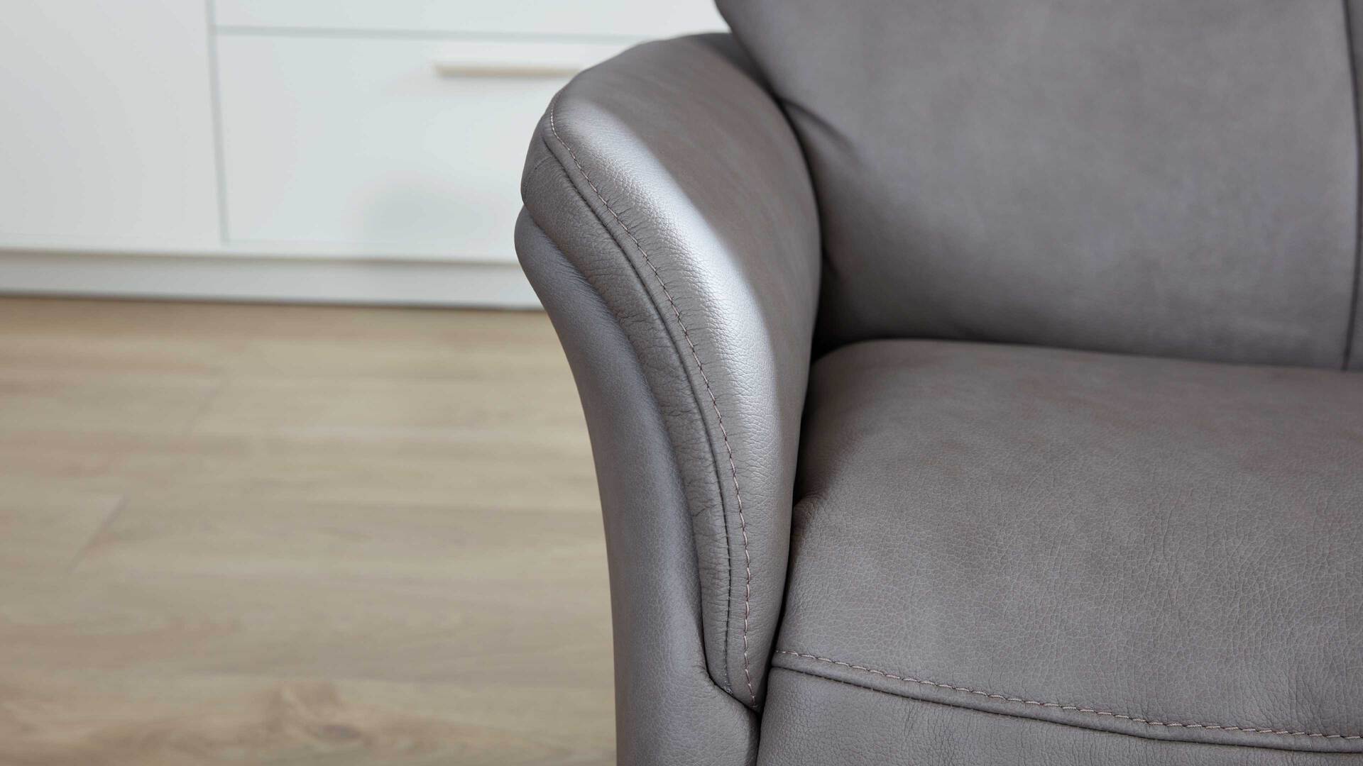 Interliving Sofa Serie 4211 – Zweisitzer