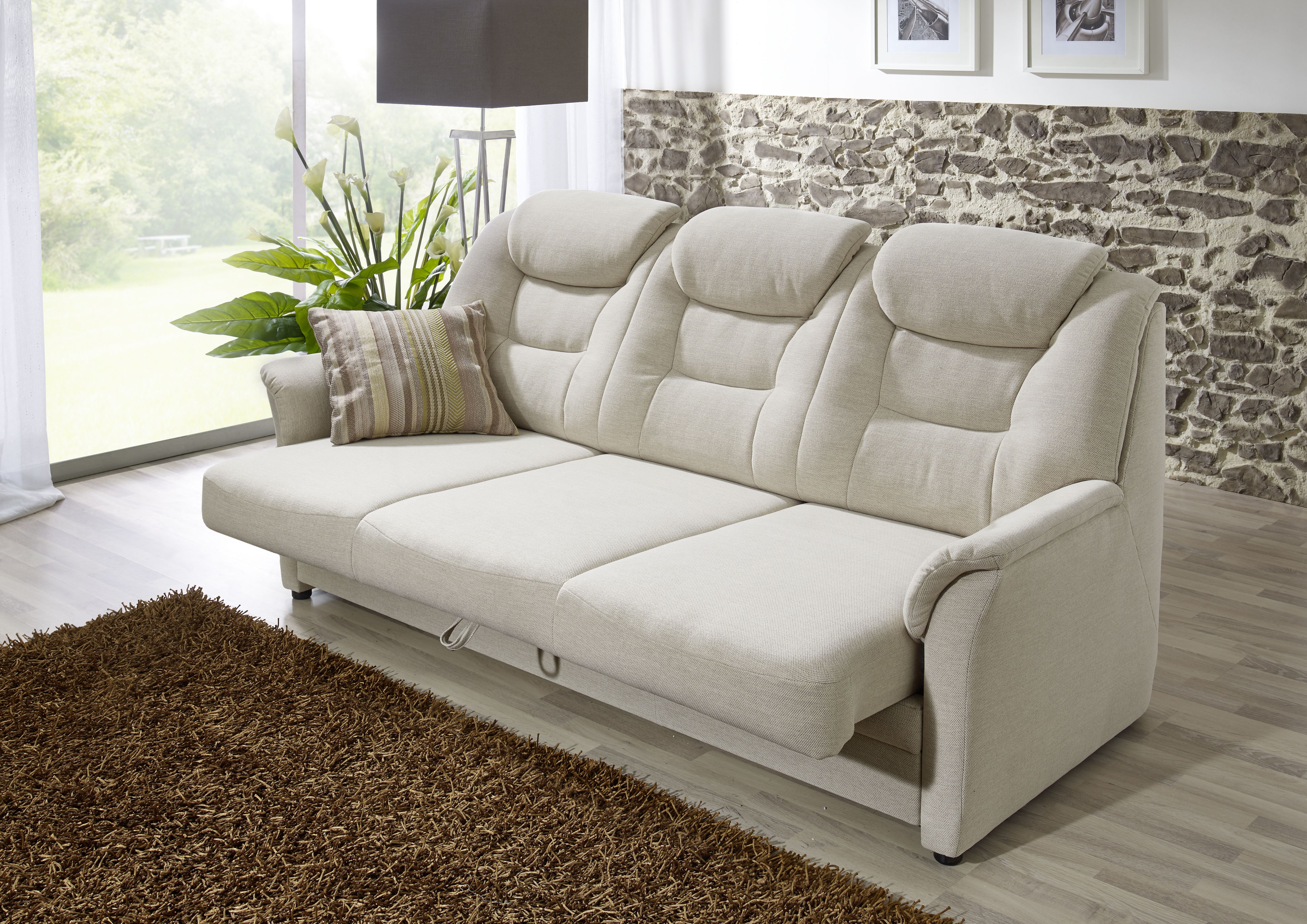 Zeitloser 3-Sitzer mit Komfortsitz – schlicht & st