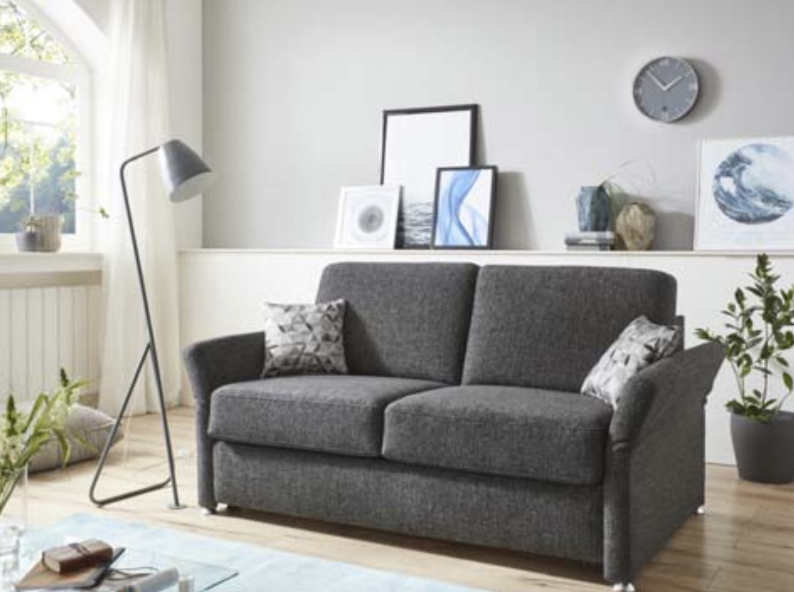 Funktionssofa mit Bettkasten