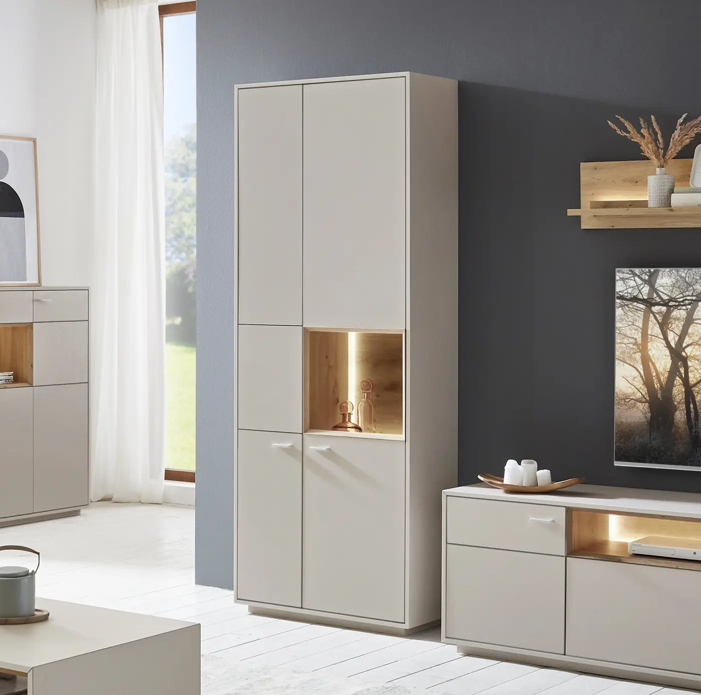 Vitrine mit Beleuchtung