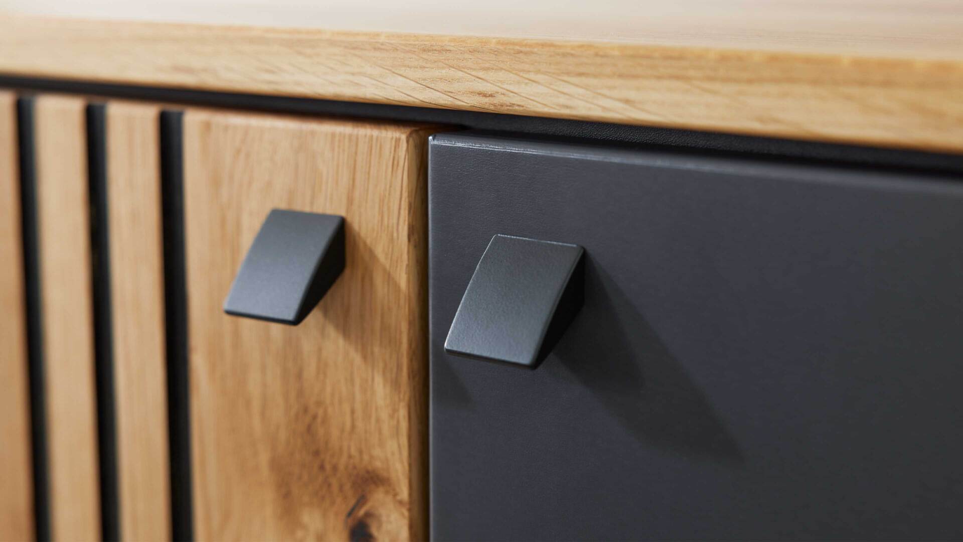 Interliving Esszimmer Serie 5605 – Vitrine