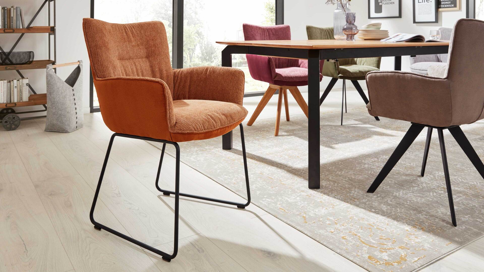 Interliving Esszimmer Serie 5111 Schalensessel 9032-04