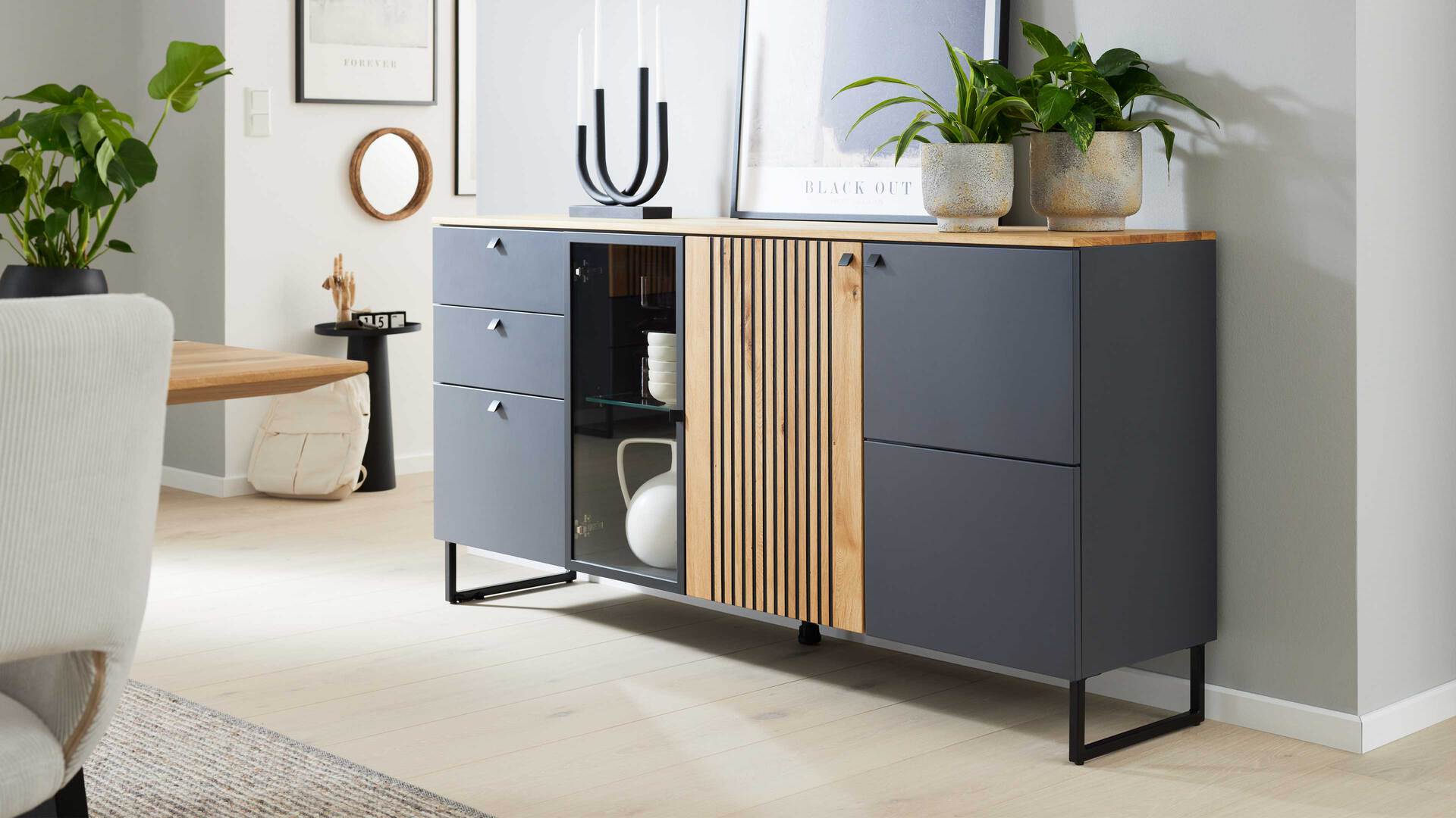 Interliving Esszimmer Serie 5605 – Sideboard 5704 Interliving Esszimmer Serie 5605 – Sideboard 5704