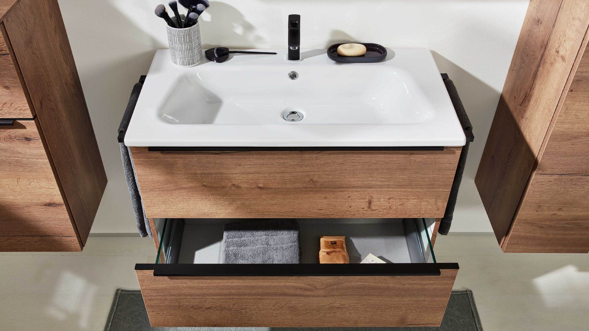 Interliving Bad Serie 7402 Kombination Mittelachse Interliving Bad Serie 7402 Kombination Mittelachse