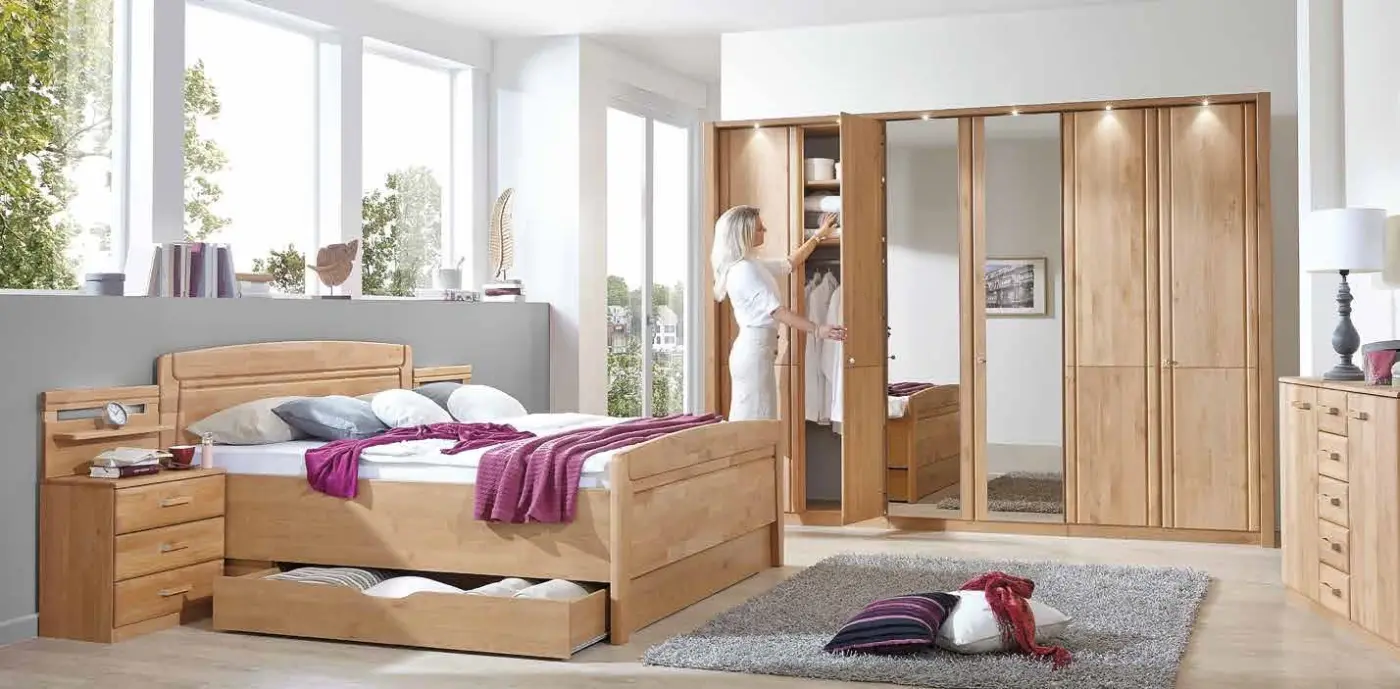 Schlafzimmer - Front massiv Erle