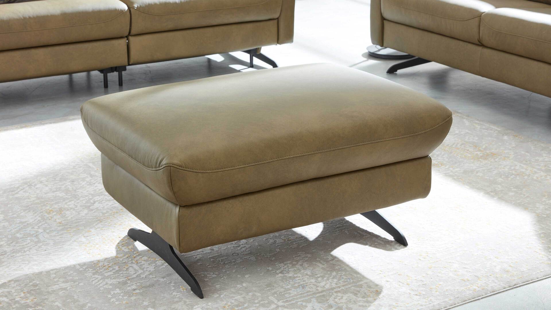 Interliving Sofa Serie 4400 - Hocker 57-81 Interliving Sofa Serie 4400 - Hocker 57-81