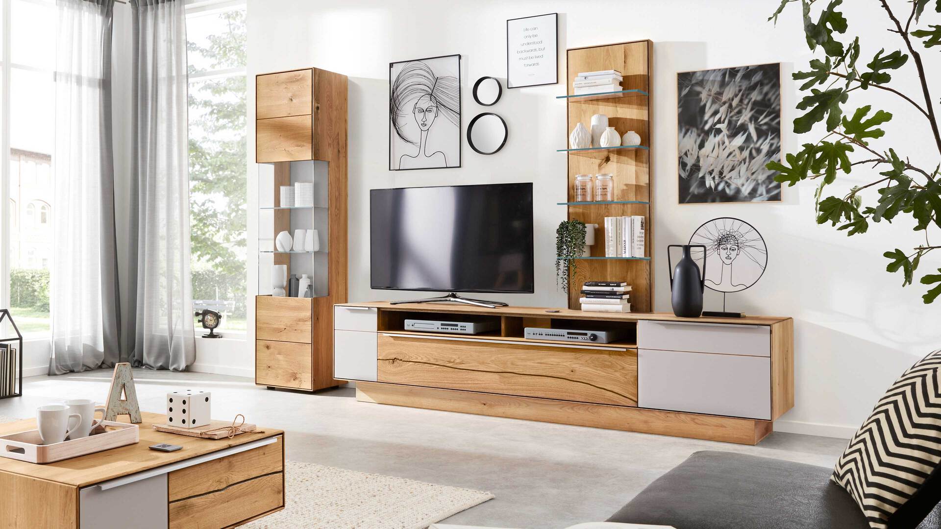 Interliving Wohnzimmer Serie 2020 - Wohnwand V15101 Interliving Wohnzimmer Serie 2020 - Wohnwand V15101