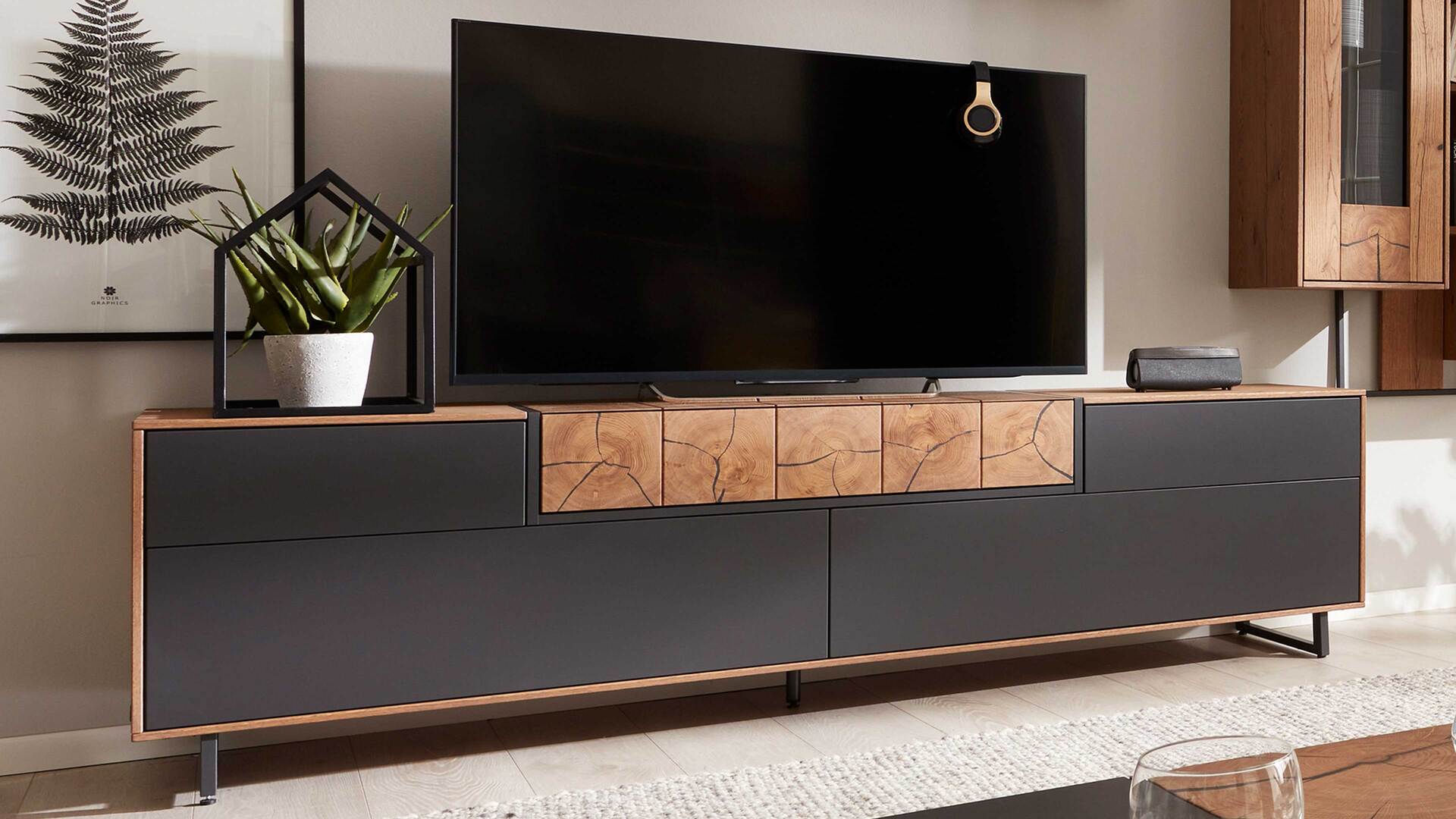 Interliving Wohnzimmer Serie 2106 – Lowboard 620802 Interliving Wohnzimmer Serie 2106 – Lowboard 620802