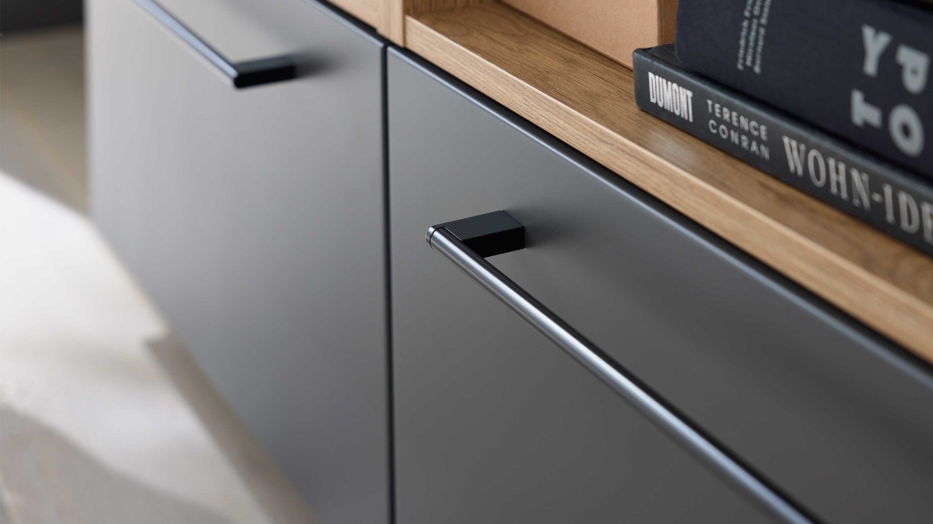 Interliving Küche Serie 3070 mit SIEMENS-Einbauger