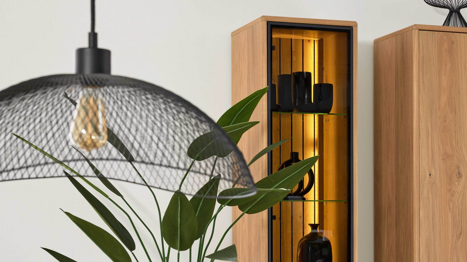 Interliving Wohnzimmer Serie 2024 - Vitrine