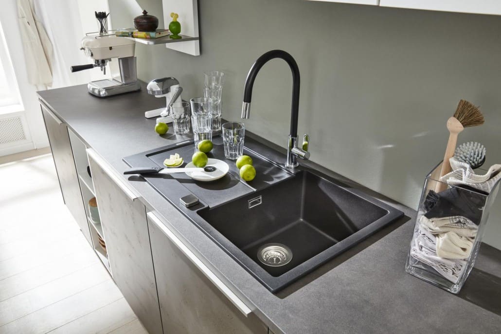Spüle in mattschwarz