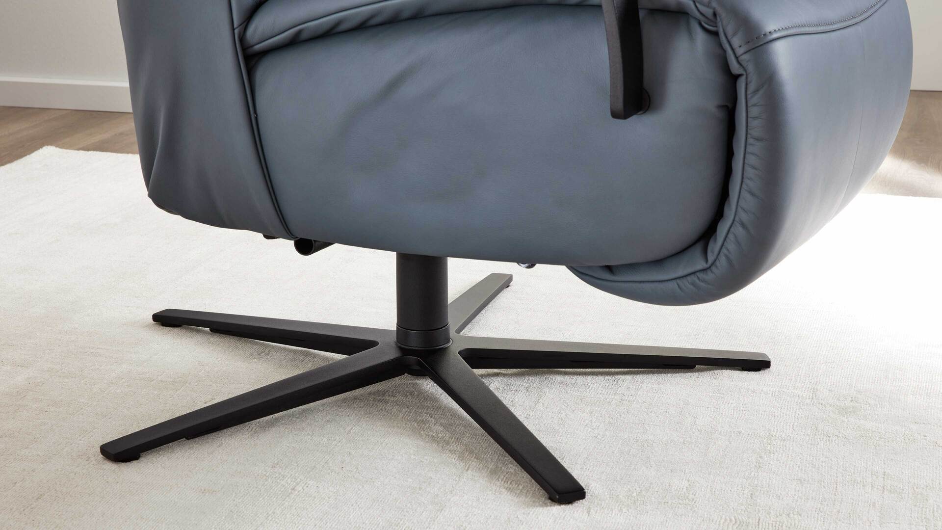 Interliving Sessel Serie 4561 - Easy Swing Sessel 51V44