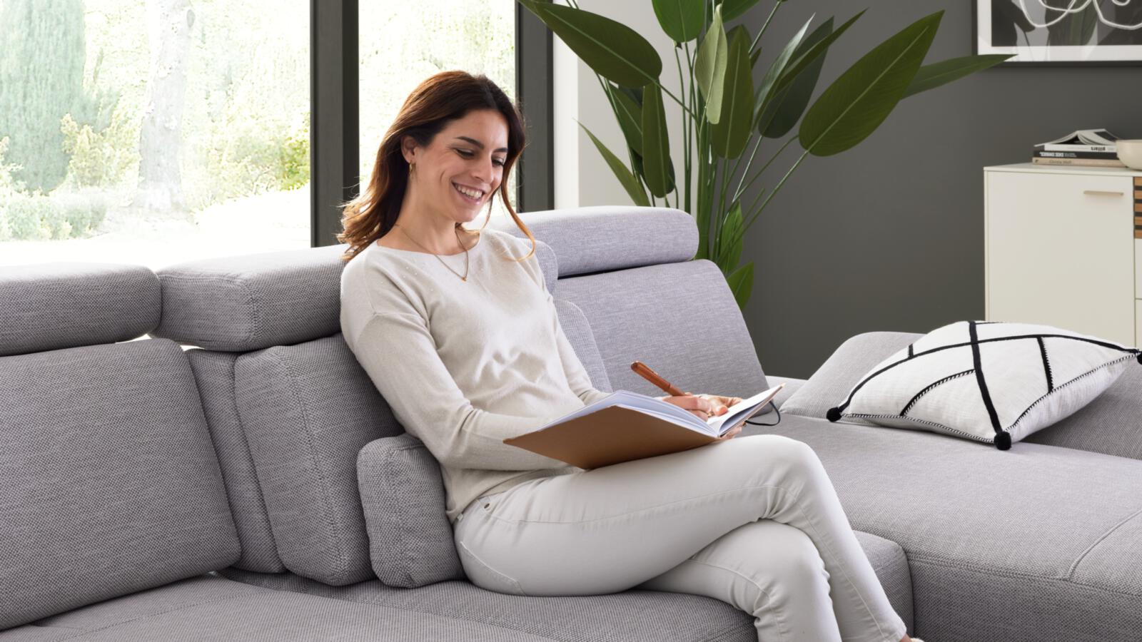 Interliving Sofa Serie 4251 – Eckkombination