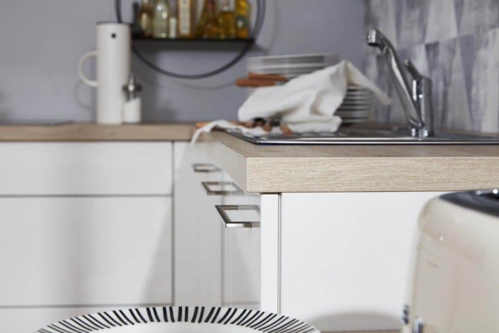 Armatur in einer hellen Holzoptik