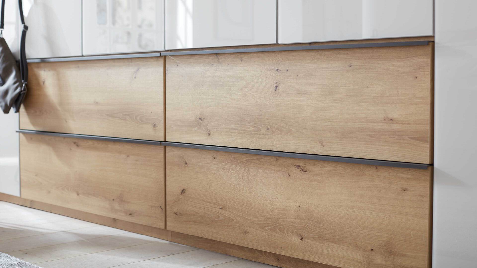 Interliving Kleiderschrank Serie 1205 – Kleiderschrank 468 Interliving Kleiderschrank Serie 1205 – Kleiderschrank 468