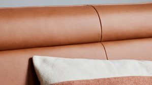 Eckbank Lederoptik in dunklem Orange