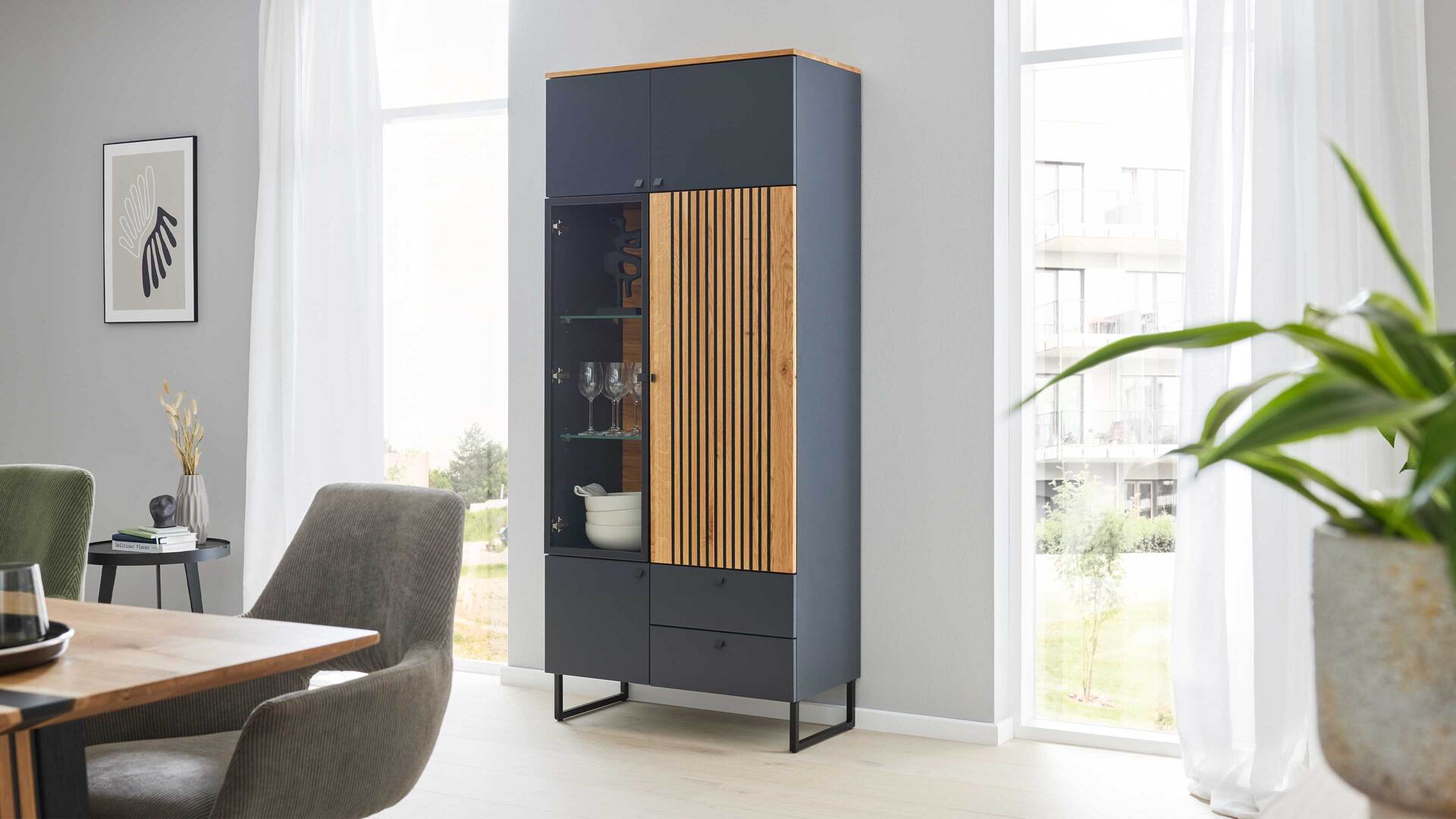 Interliving Esszimmer Serie 5605 – Vitrine