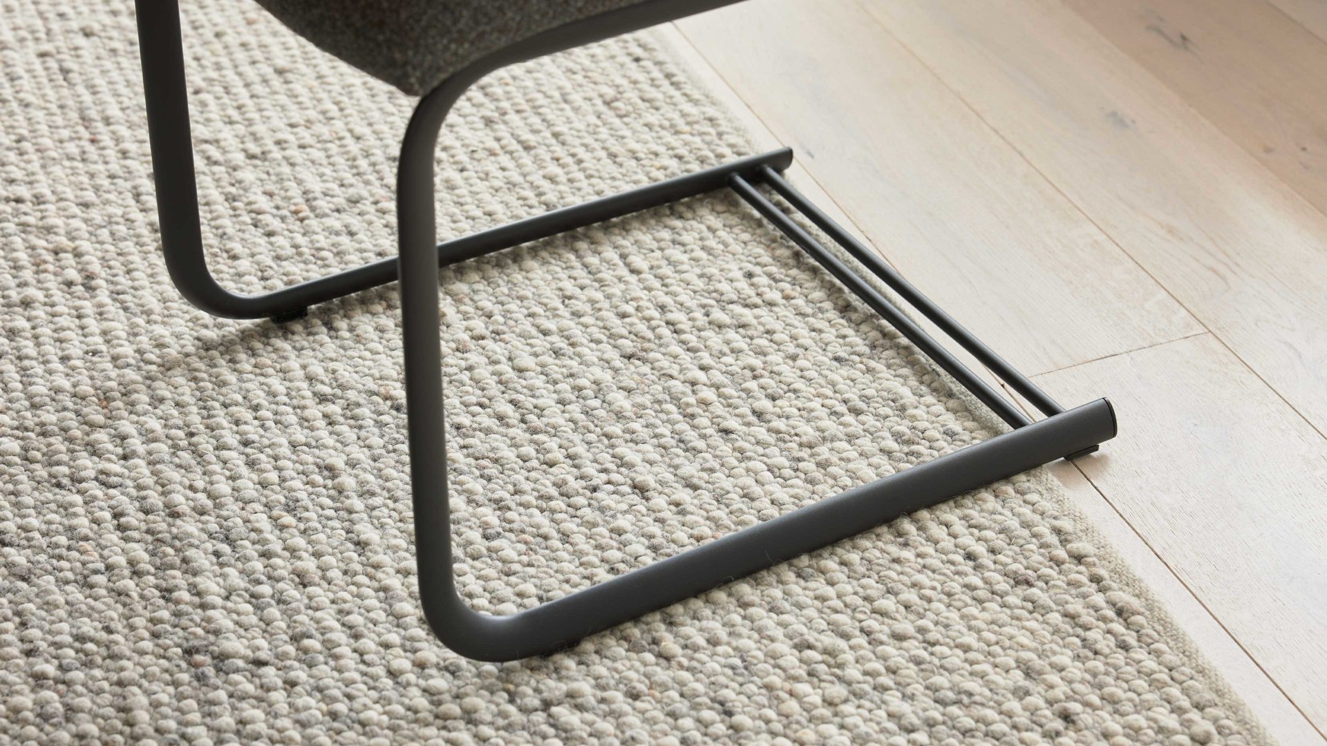 Schwingstuhl V249 Interliving Serie 5119