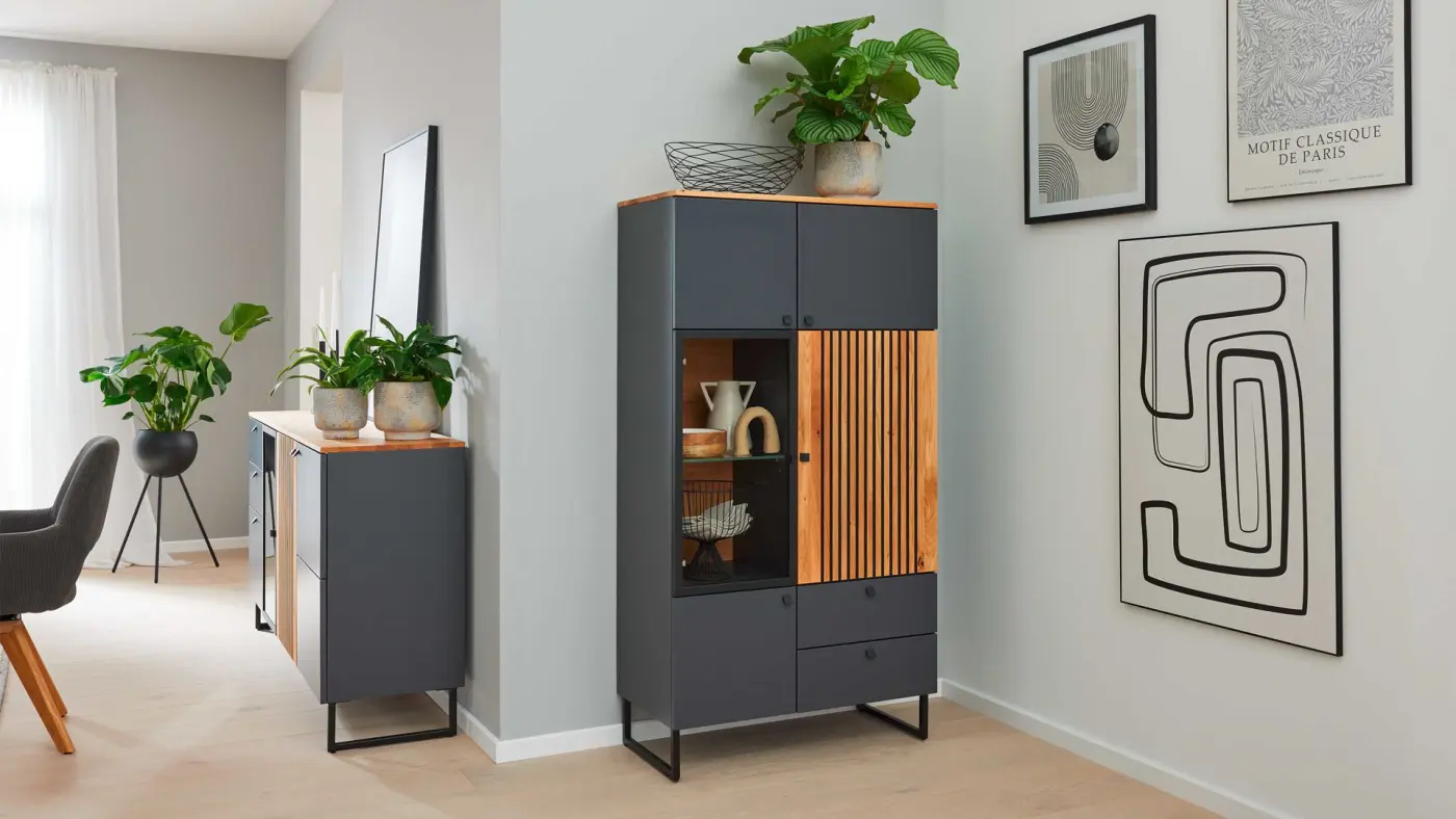 Interliving Esszimmer Serie 5605 – Highboard 5704 Interliving Esszimmer Serie 5605 – Highboard 5704