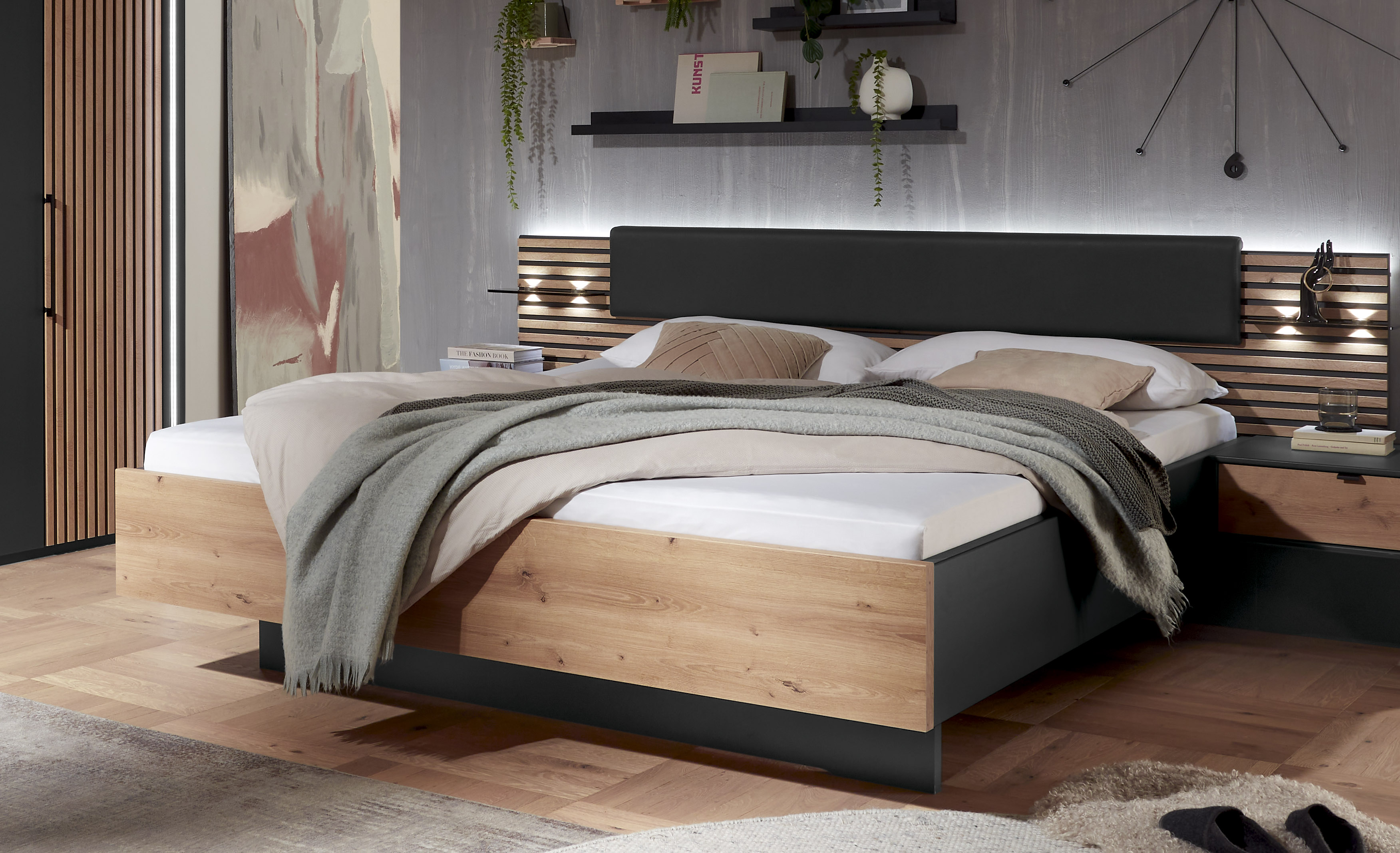 Bett in edlem Graphit