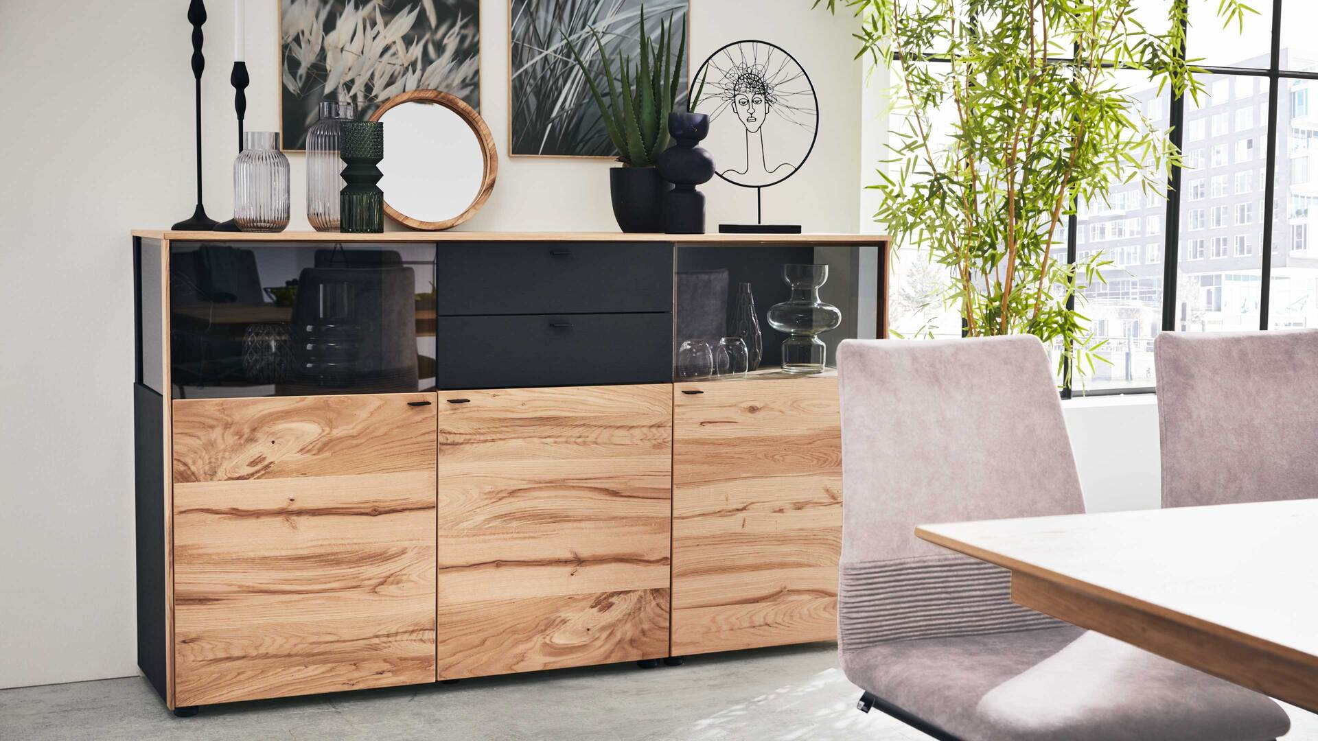 Interliving Esszimmer Serie 5604 - Sideboard V728-0308 Interliving Esszimmer Serie 5604 - Sideboard V728-0308