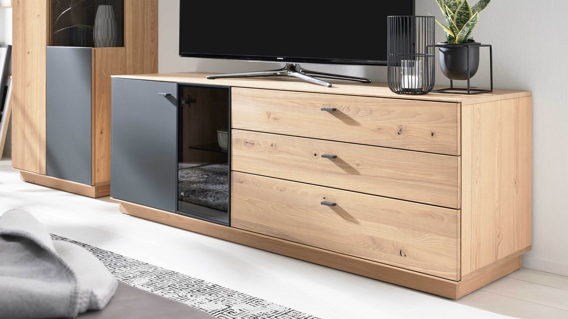 Interliving Wohnzimmer Serie 2025 - Lowboard 31 Interliving Wohnzimmer Serie 2025 - Lowboard 31