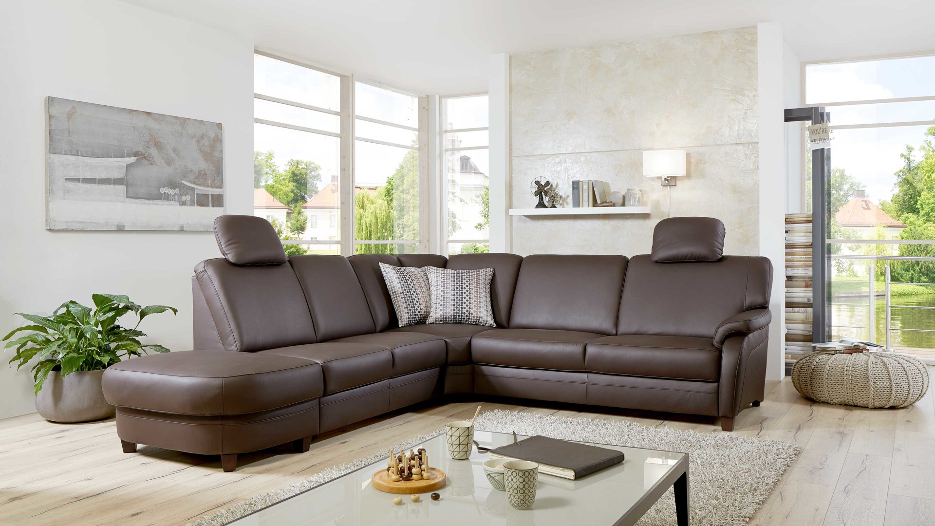 Ecksofa aus Leder in Braun