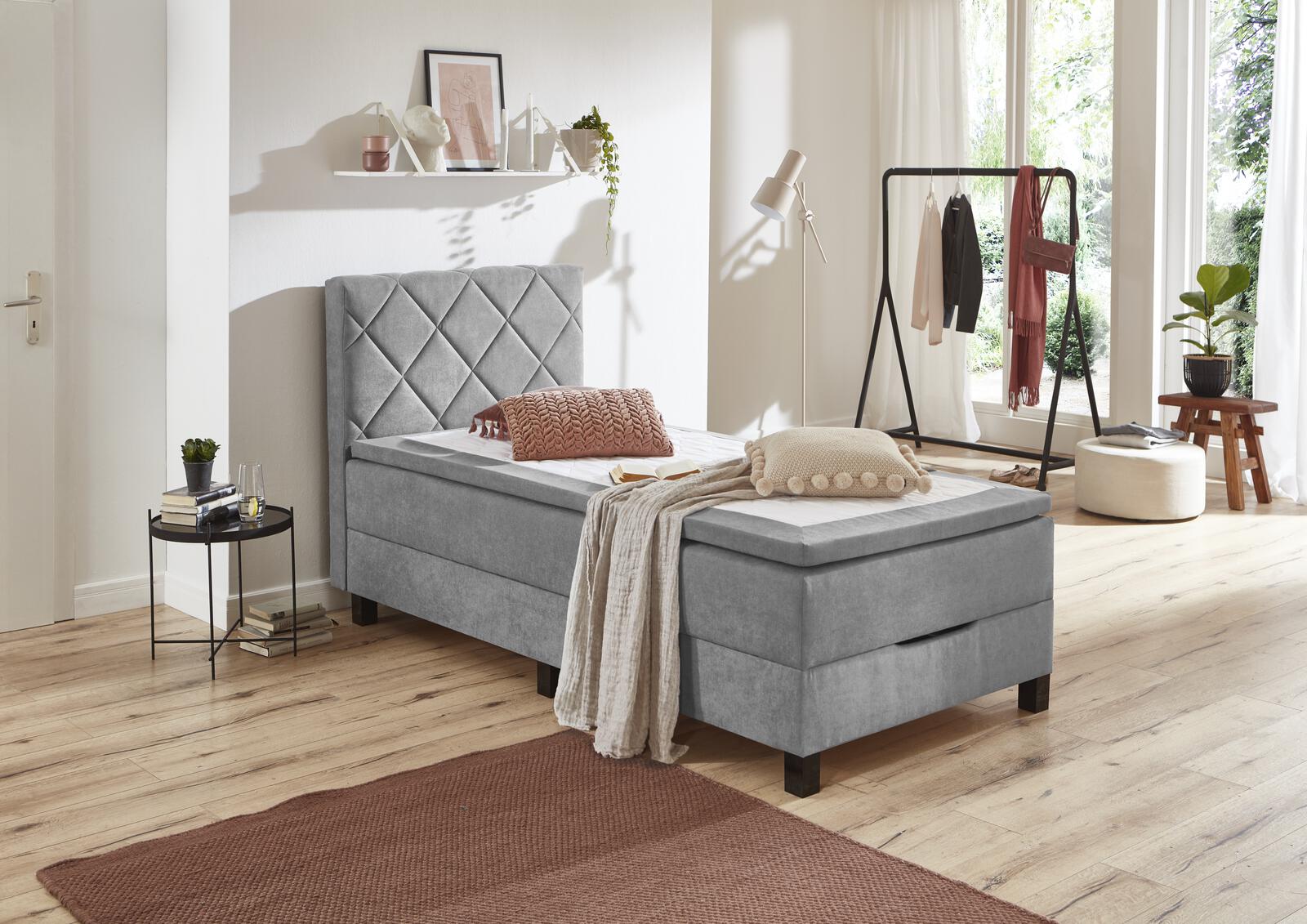 Boxspringbett mit Topper