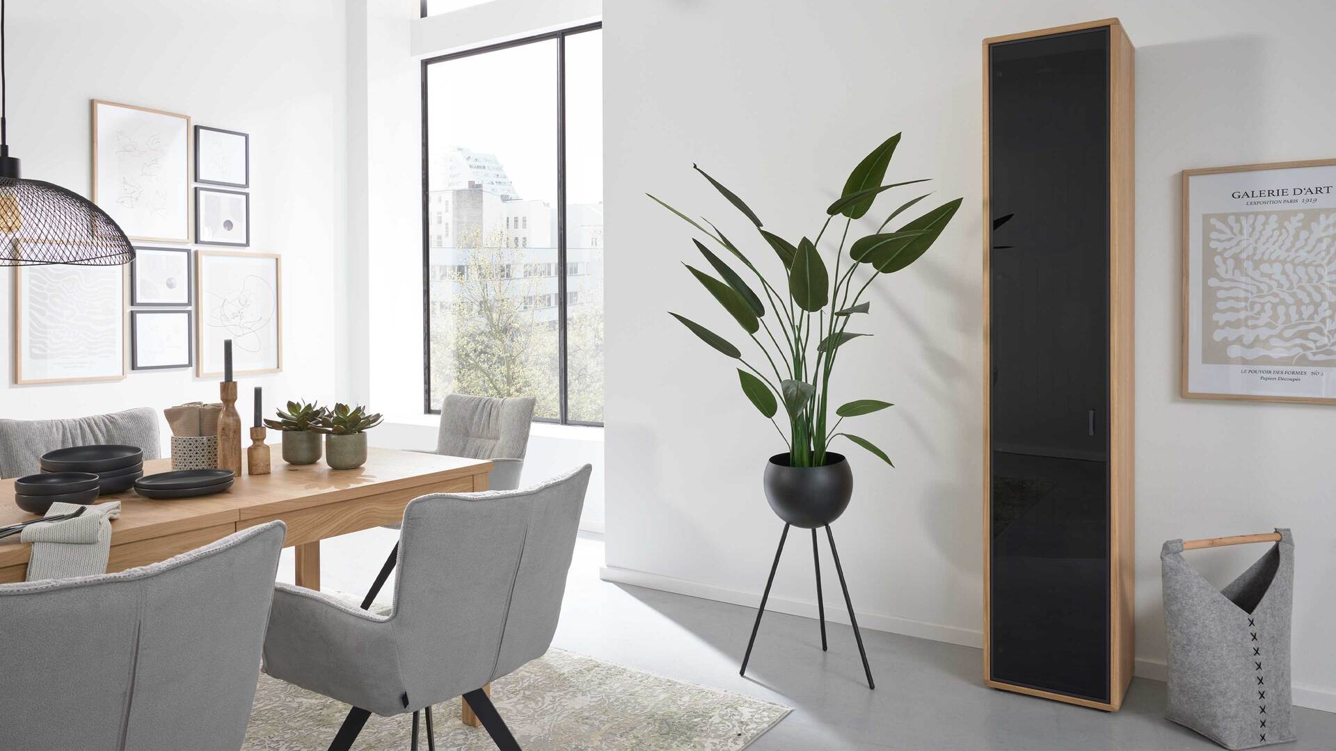Interliving Wohnzimmer Serie 2024 - Vitrine
