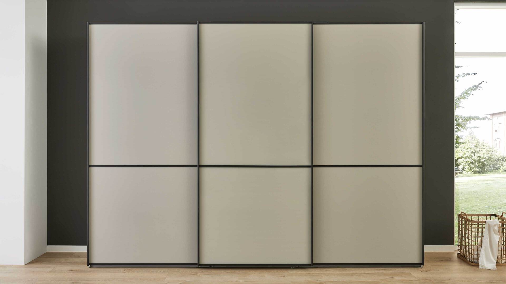 Interliving Kleiderschrank Serie 1205 – Schwebetürenschrank 637 Interliving Kleiderschrank Serie 1205 – Schwebetürenschrank 637