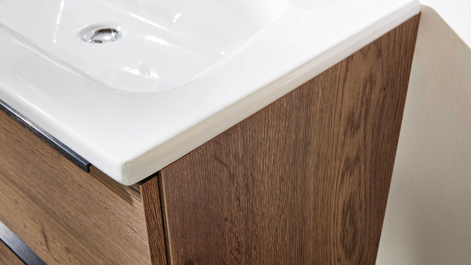 Interliving Bad Serie 7402 Kombination Mittelachse Interliving Bad Serie 7402 Kombination Mittelachse