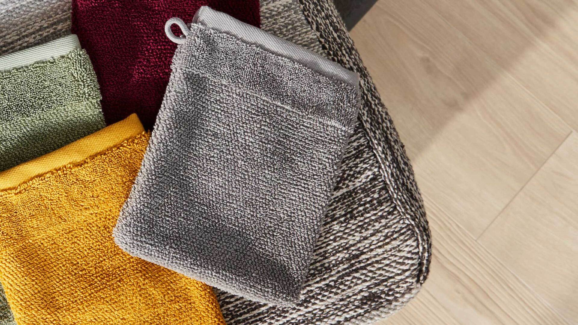 Interliving Handtuch Serie 9108 - Waschhandschuh Interliving Handtuch Serie 9108 - Waschhandschuh
