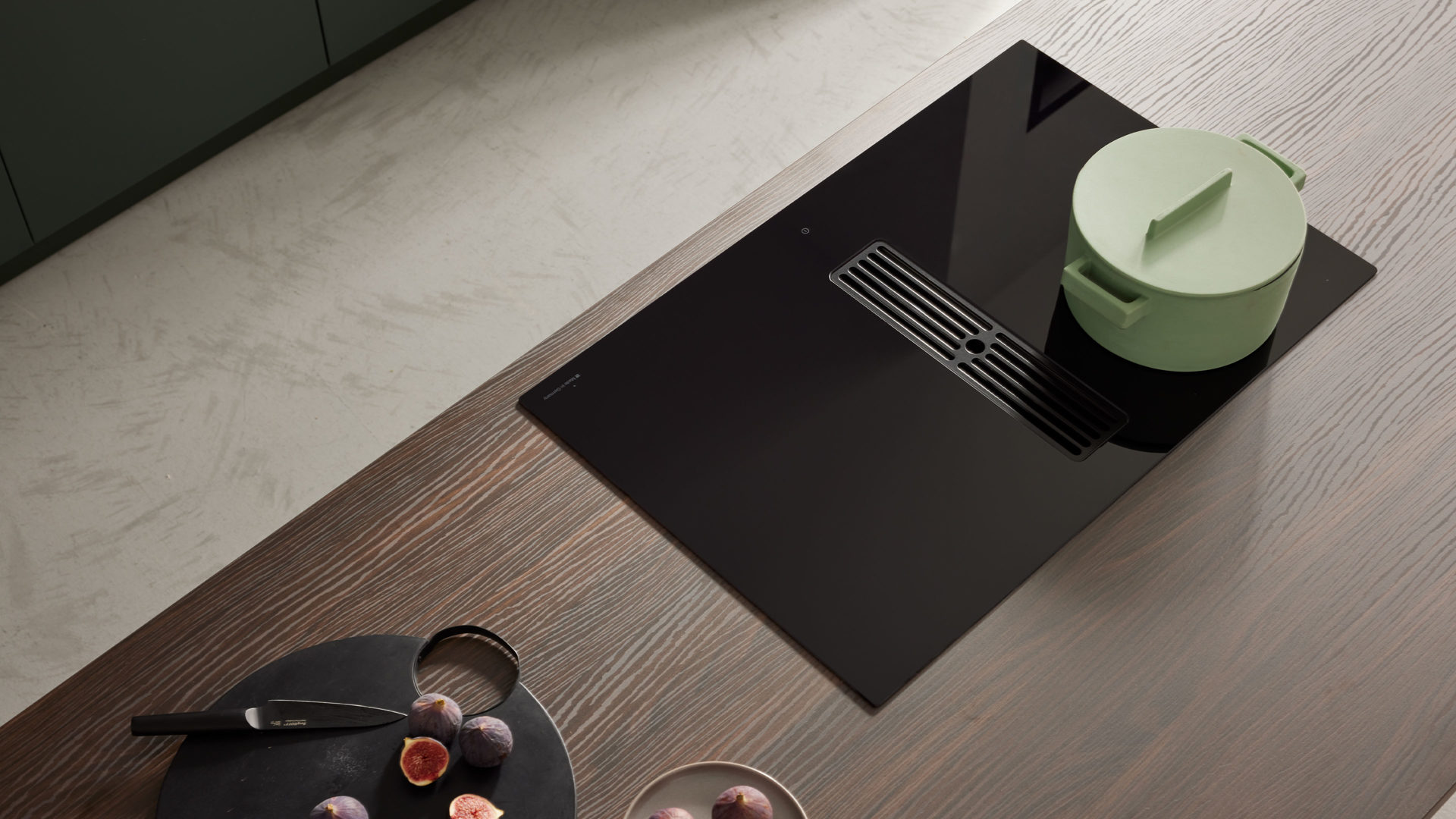 Dunkel braune Ablage