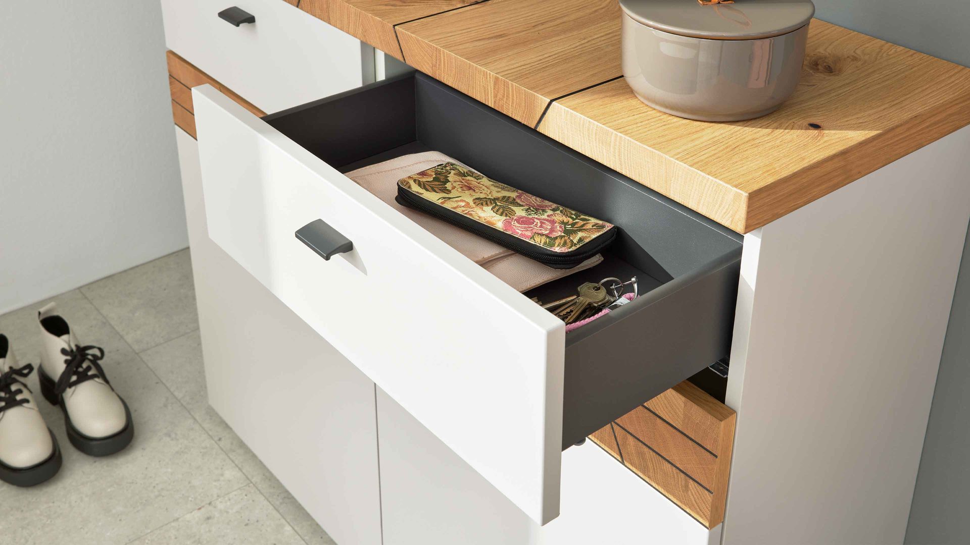 Interliving Garderoben Serie 6011 Kommode 781102-11 Interliving Garderoben Serie 6011 Kommode 781102-11