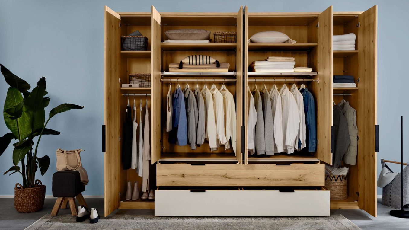 Interliving Kleiderschrank Serie 1034