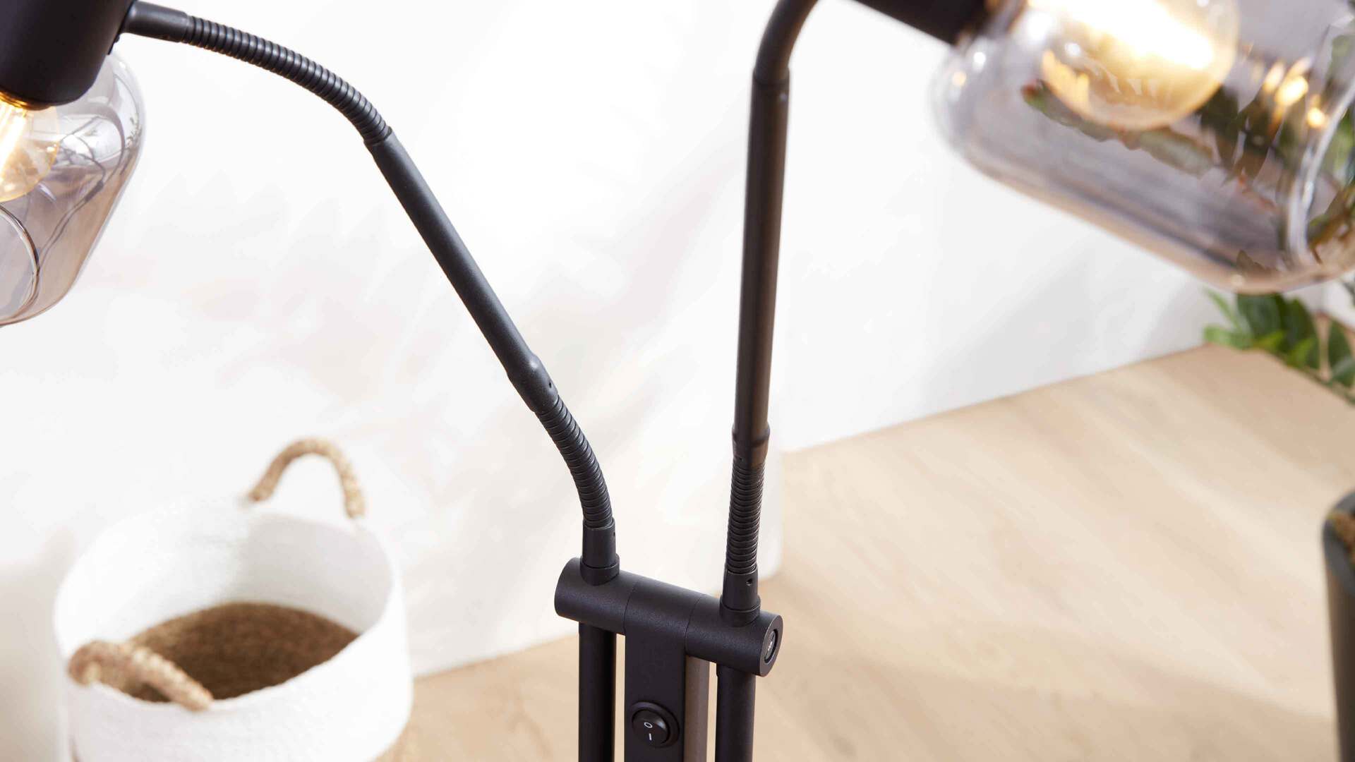 Interliving Leuchten Serie 9341 - Stehleuchte