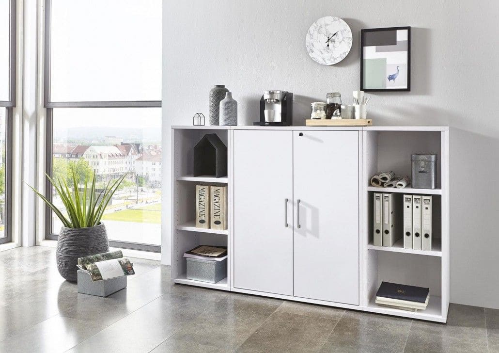 Sideboard in weiß mit Verstaumöglichkeiten