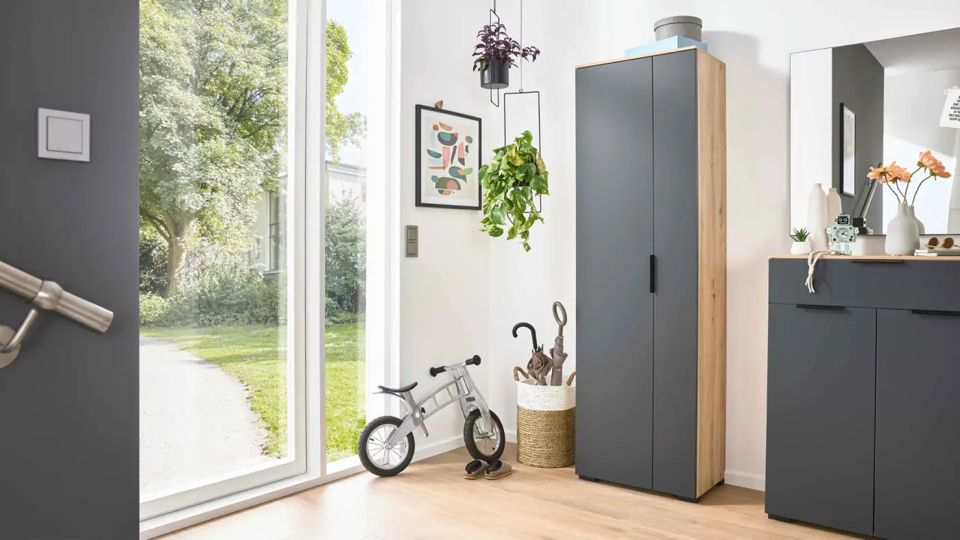 Interliving Garderobe Serie 6012 - Garderobenschrank INL-520 Interliving Garderobe Serie 6012 - Garderobenschrank INL-520