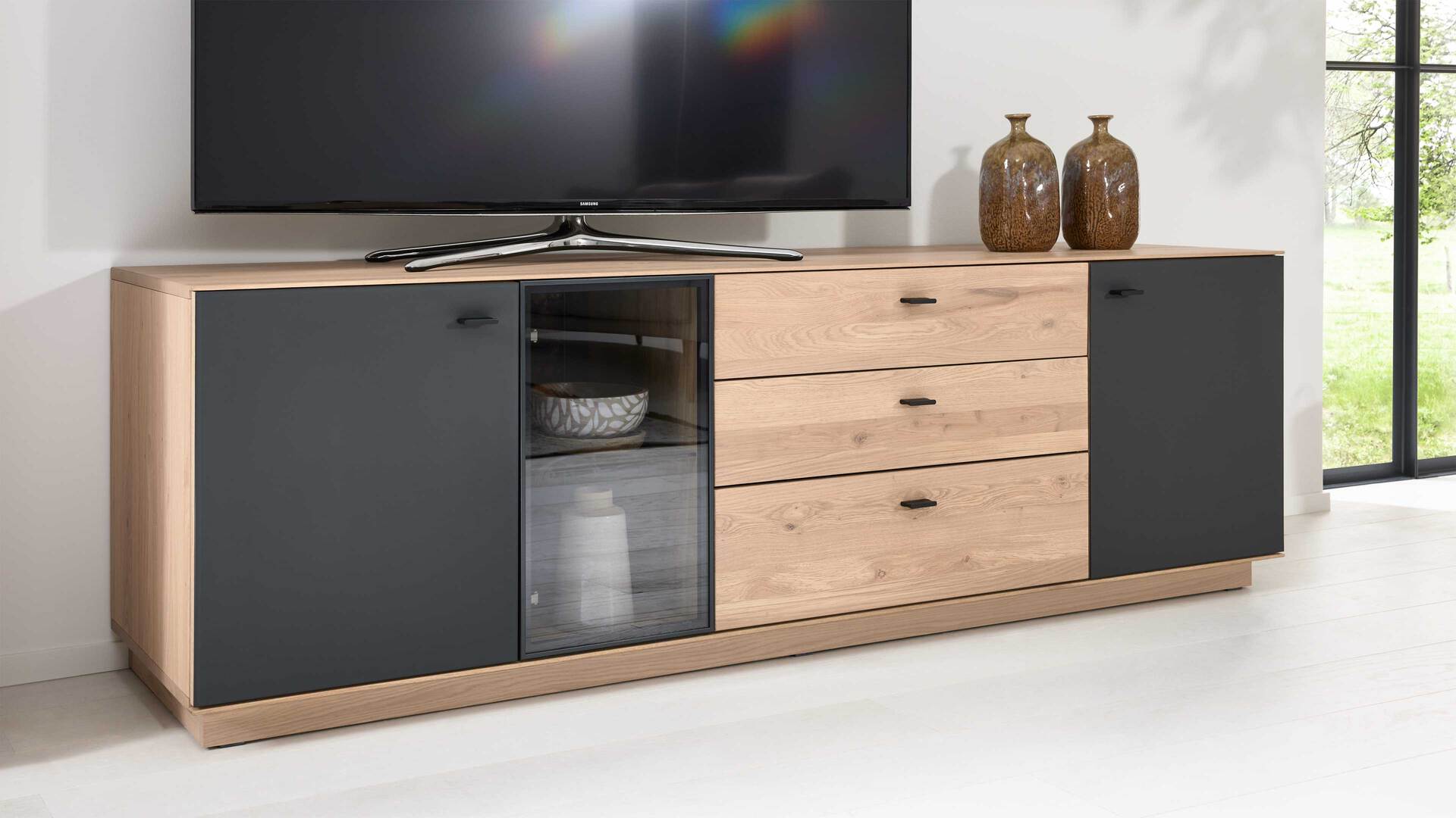 Interliving Wohnzimmer Serie 2025 - Lowboard 32 Interliving Wohnzimmer Serie 2025 - Lowboard 32