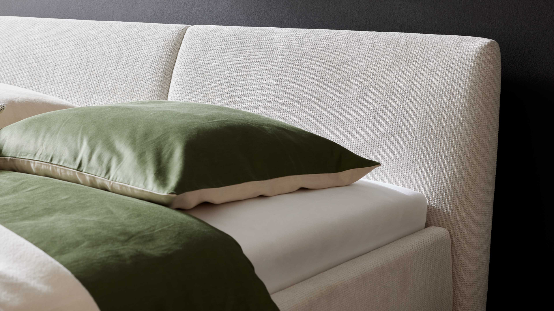 Interliving Polsterbettgestell Serie 1422