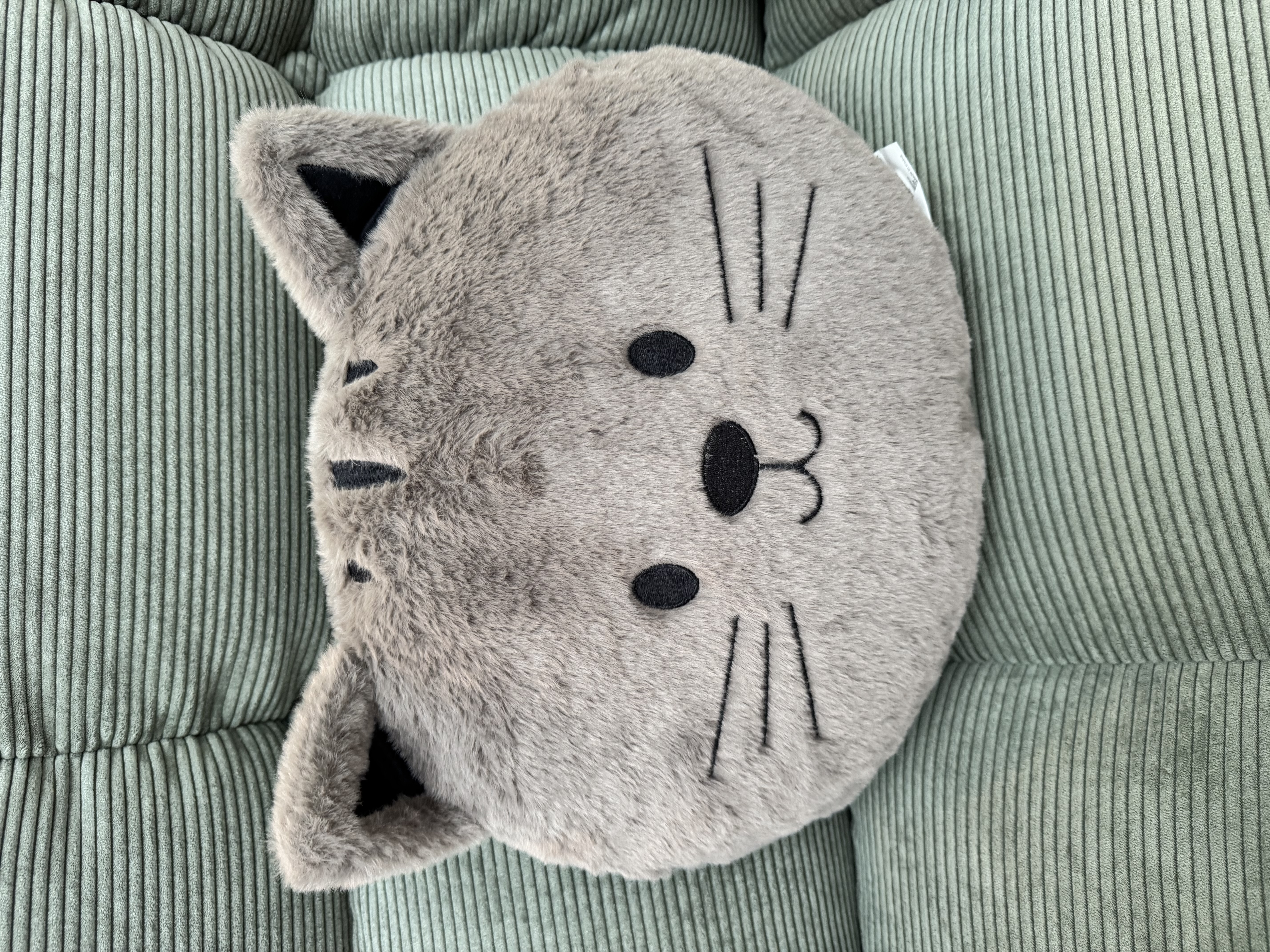 Kissen Minky – die kuschelige Sofakatze