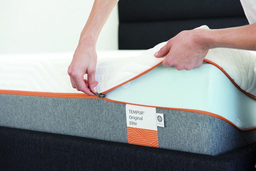 Matratze, auf welche ein Schoner bezogen wird